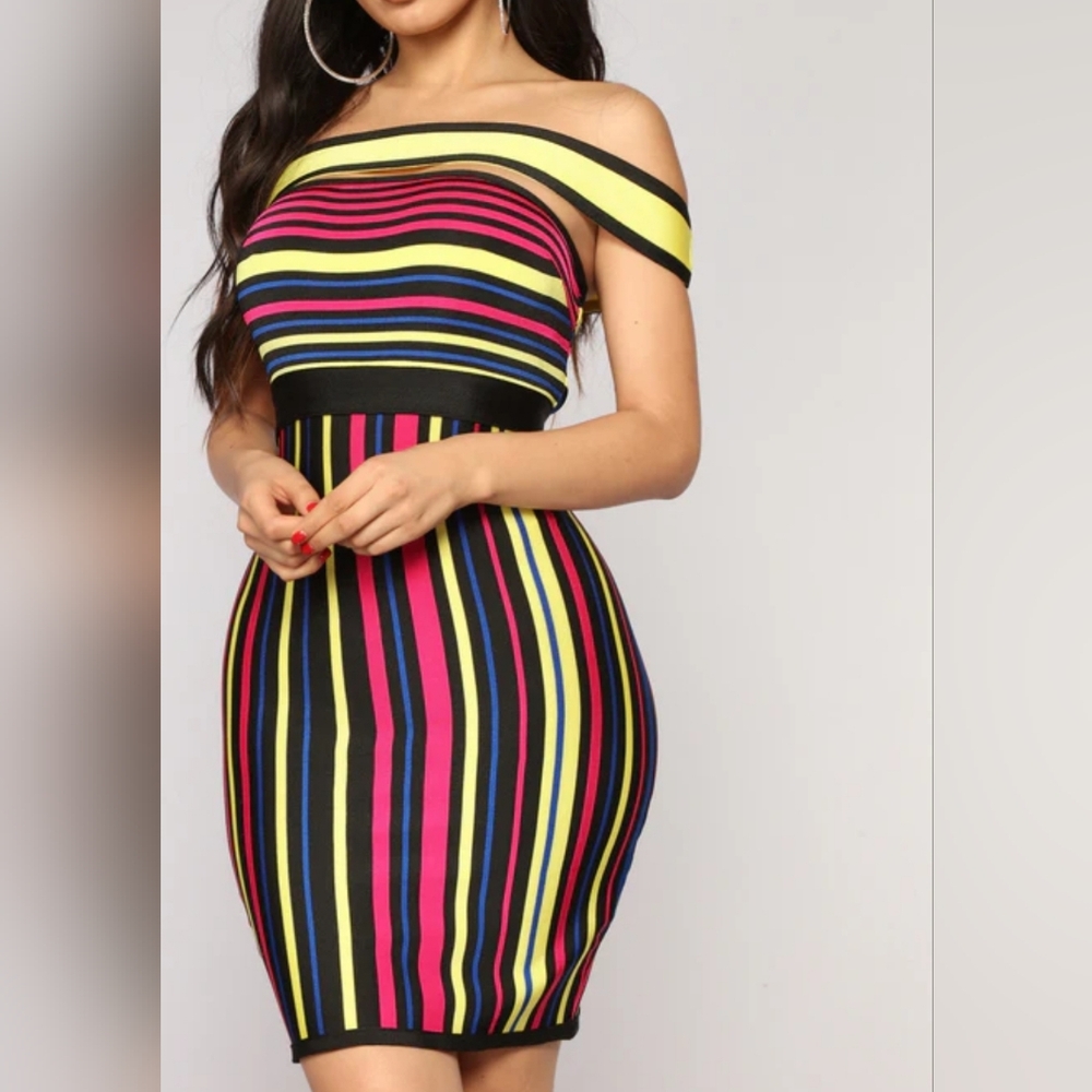 Wow Couture Women's Multi Striped Off Shoulder Bandage Dress Size Large